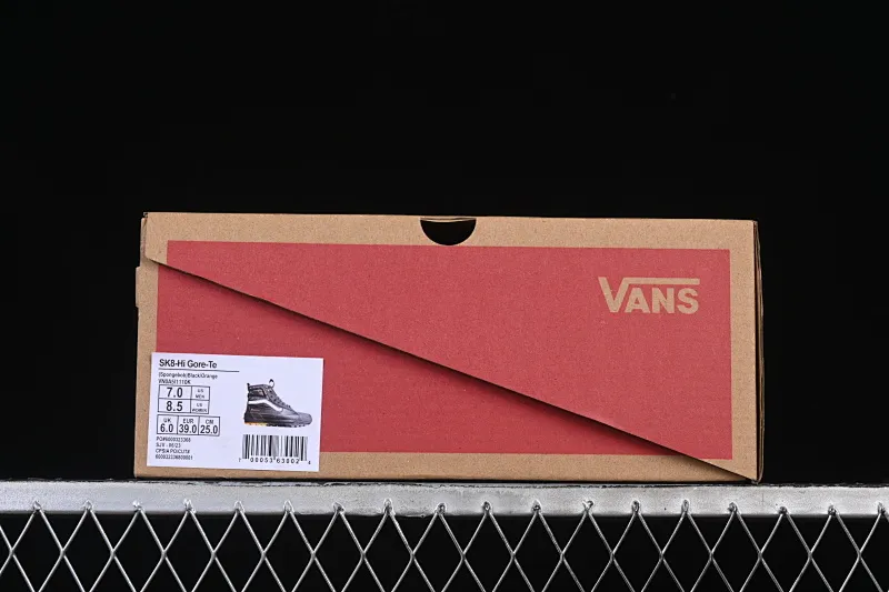All categories Vans Vans series Vans Hi Vans high-top Vans Sk8-Hi Gore Te Outdoor adventure series round-toe lace-up high-top outdoor functional casual shoes VN0A5I1110K